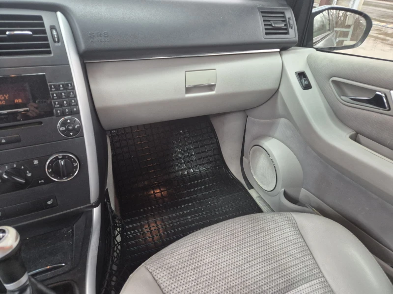 Mercedes-Benz B 200, снимка 6 - Автомобили и джипове - 53526939