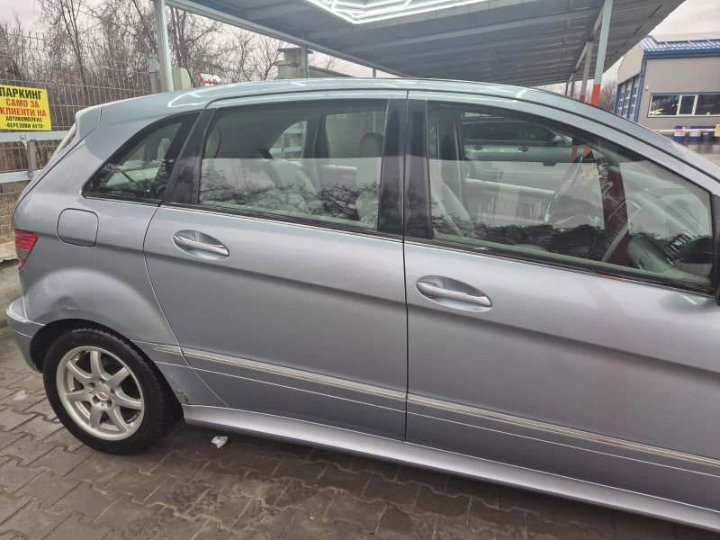 Mercedes-Benz B 200, снимка 14 - Автомобили и джипове - 53526939