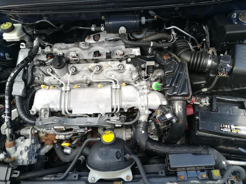 Toyota Avensis 2.0d-4d 116 к.с На Части, снимка 13 - Автомобили и джипове - 41356520