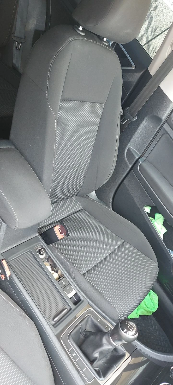 VW Golf, снимка 12 - Автомобили и джипове - 51333229