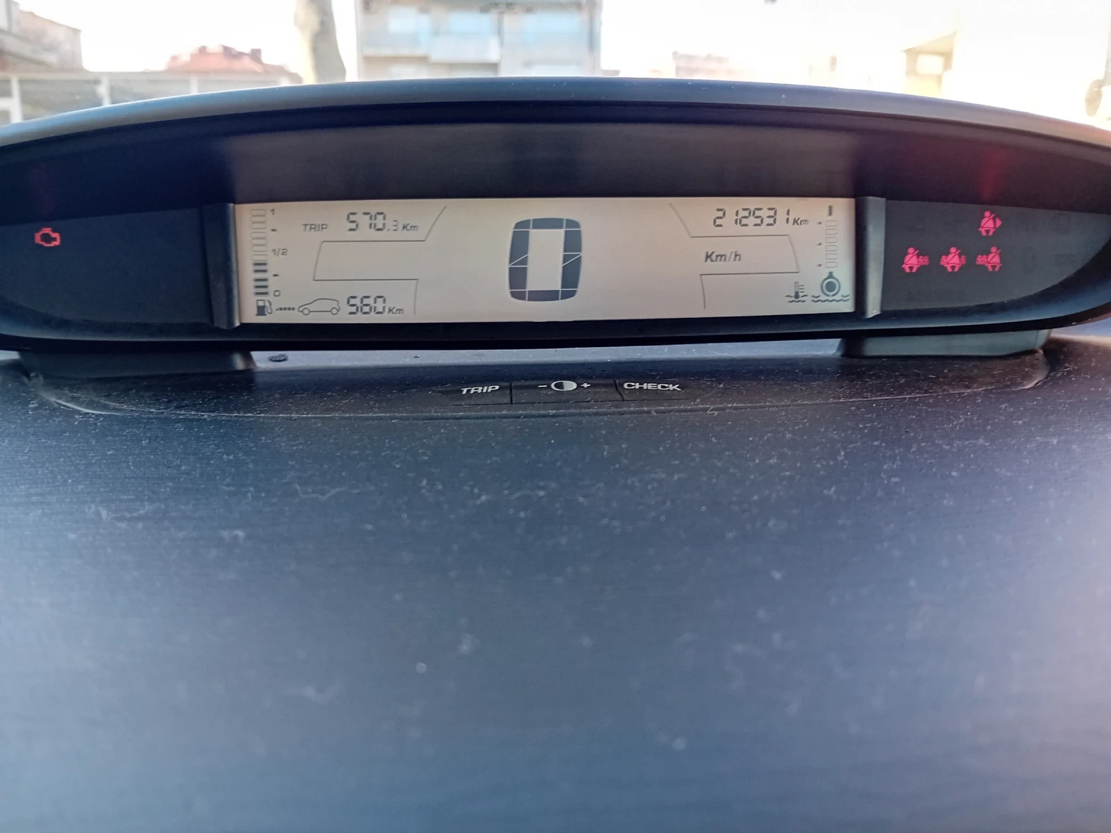 Citroen C4 1.4 - изображение 5