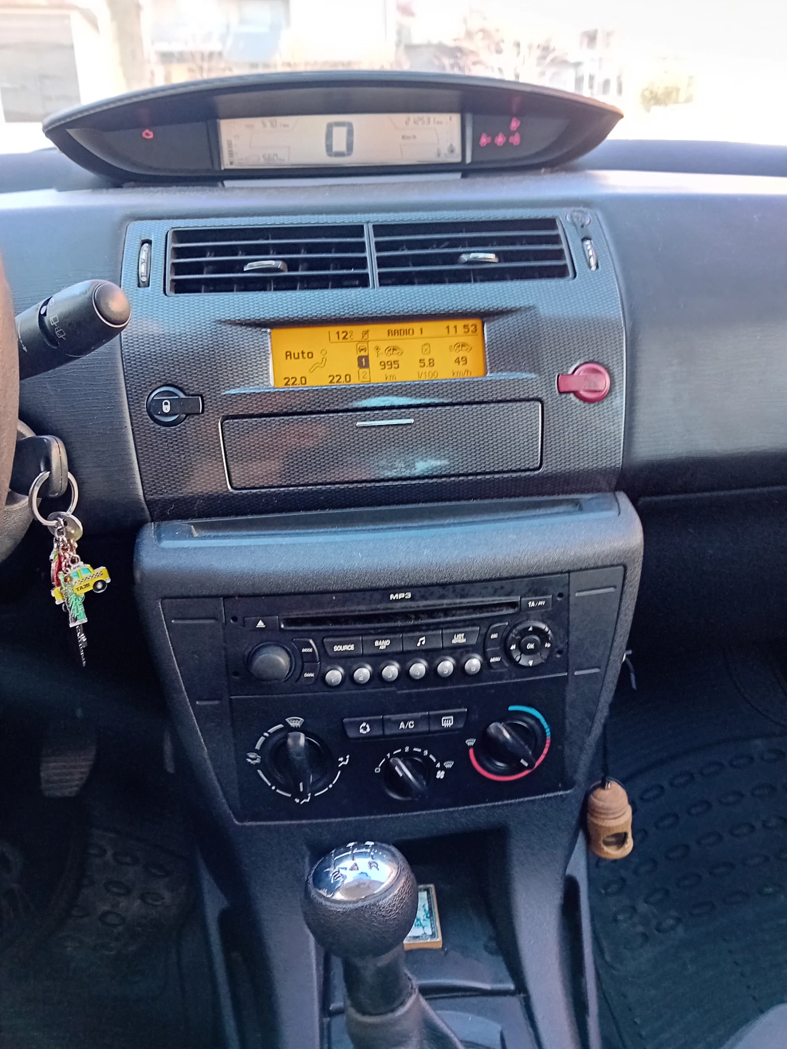 Citroen C4 1.4 - изображение 4