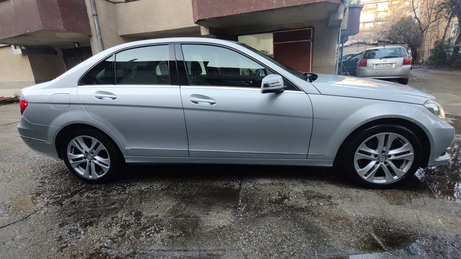 Mercedes-Benz C 200 1.8 - изображение 6