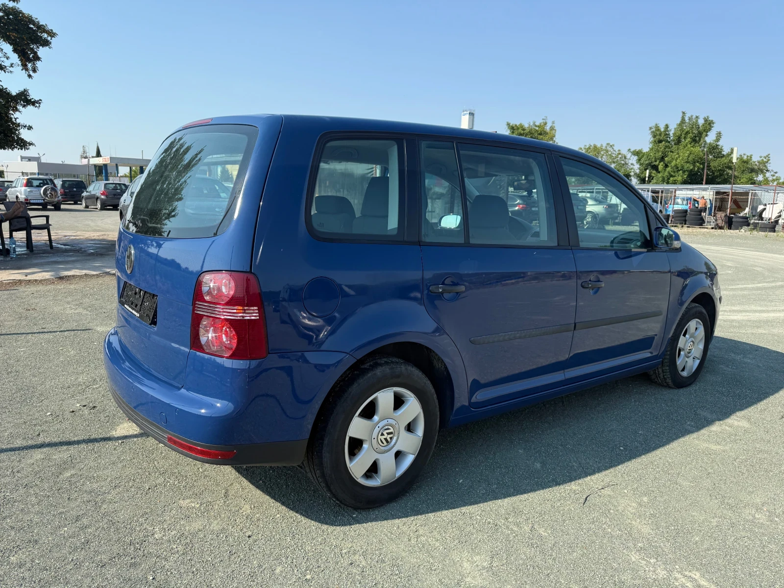 VW Touran 1.6 - изображение 4