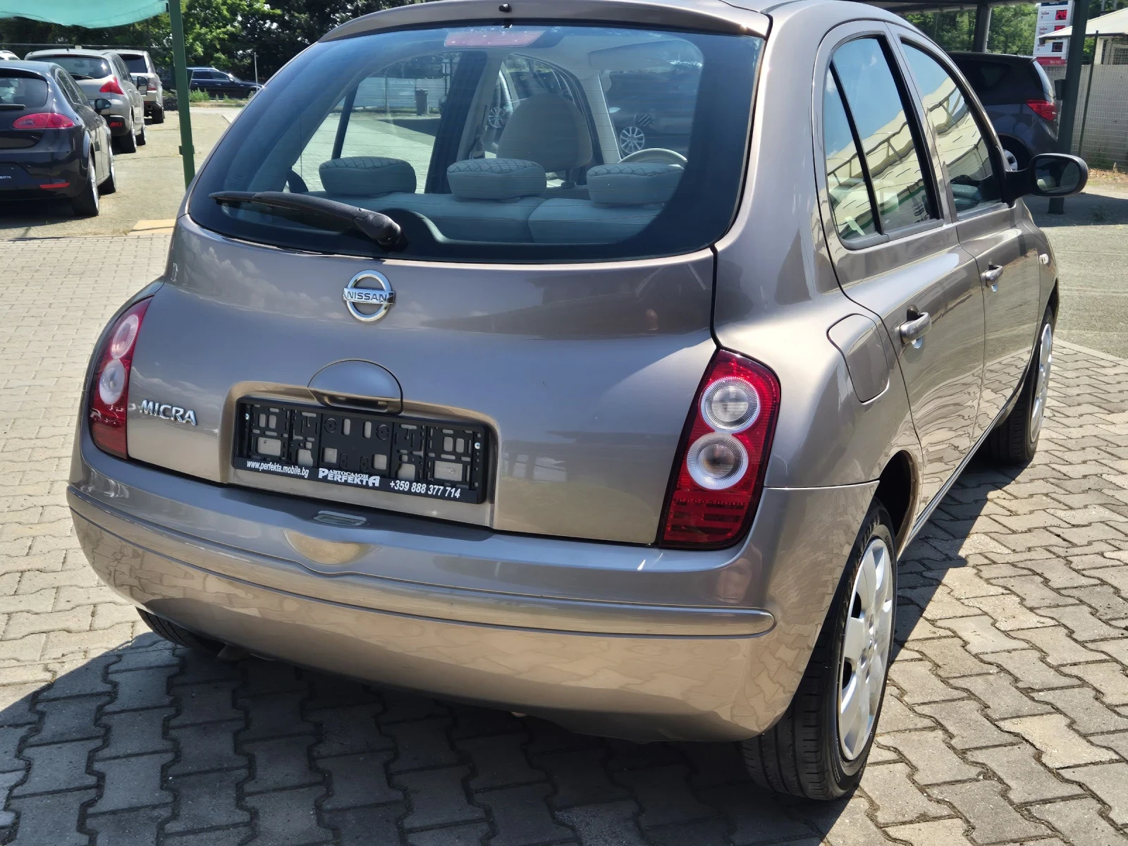 Nissan Micra 1.2 бензин 80к.с - изображение 8