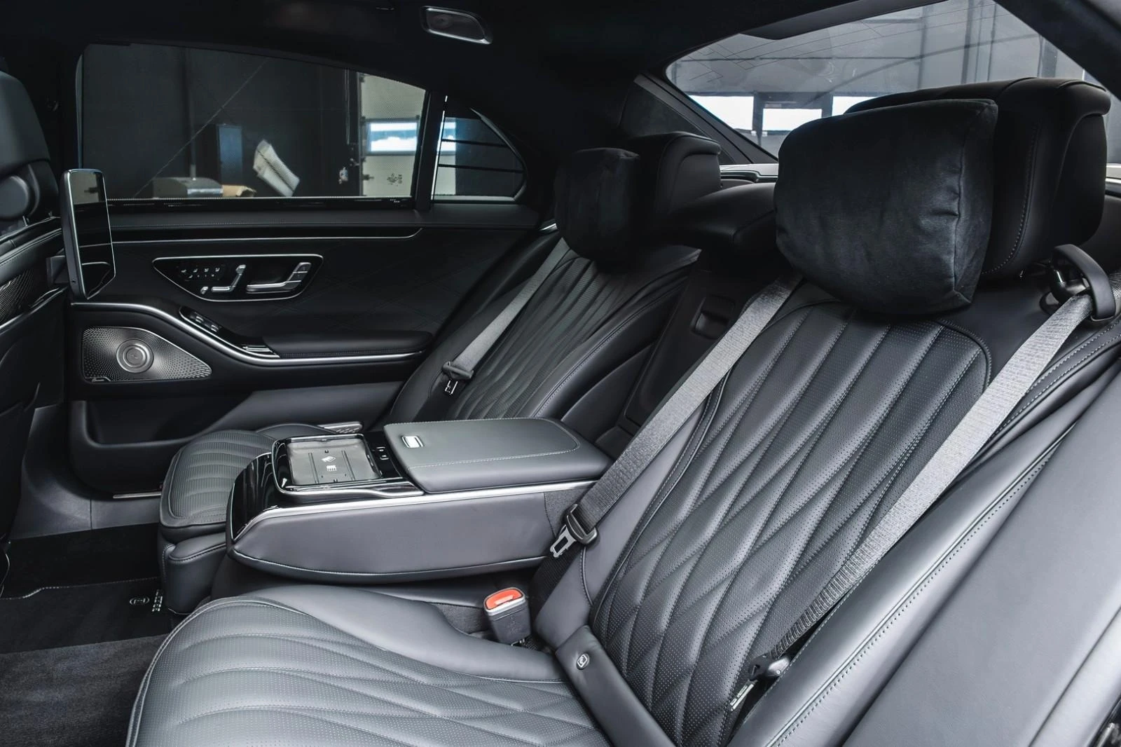 Mercedes-Benz S 63 AMG BRABUS B930 CARBON BURMESTER 4D CERAMIC TV PANO | Mobile.bg   16