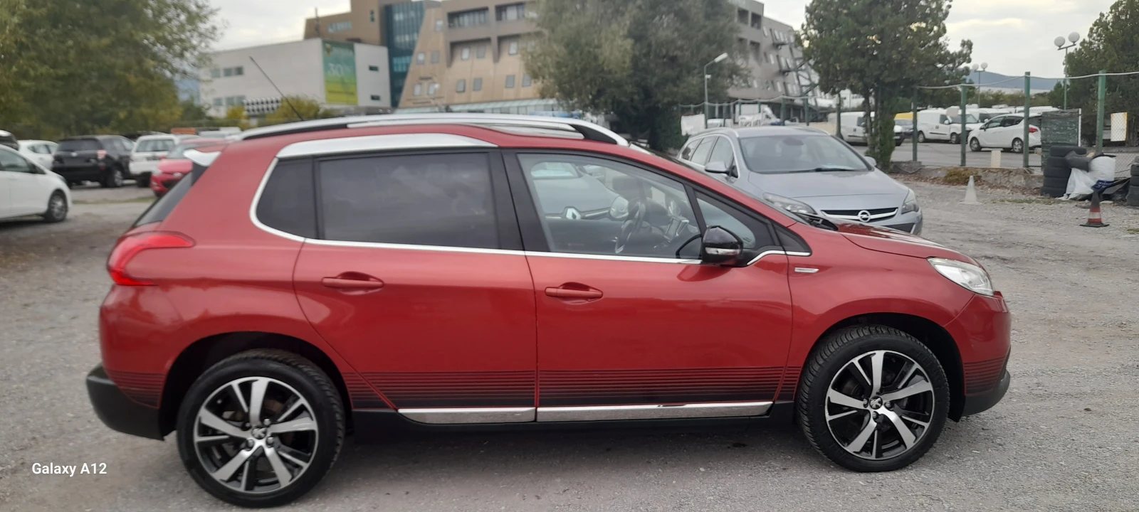 Peugeot 2008 1.6HDI NAVI PANORAMA KOJA - изображение 8