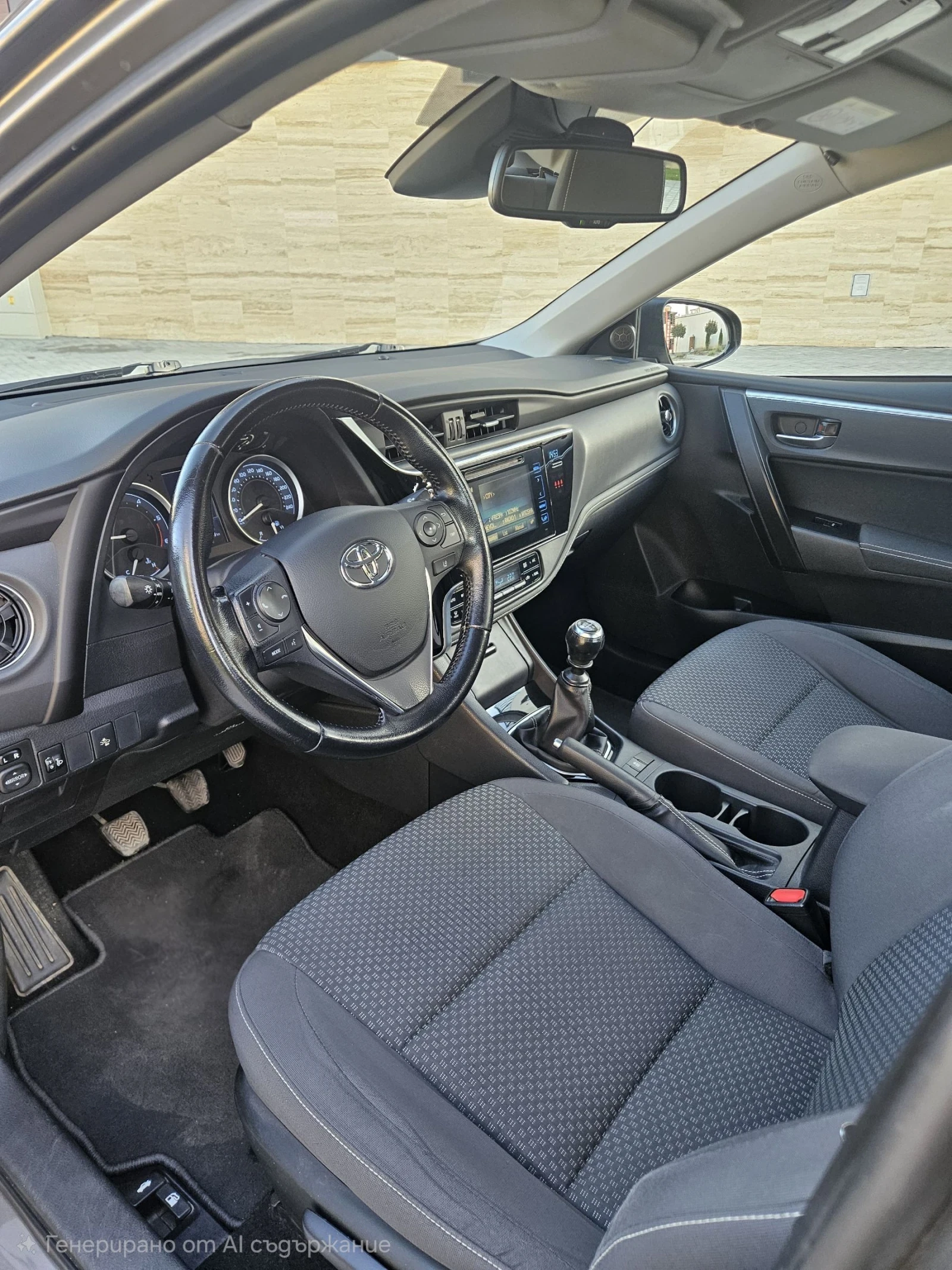 Toyota Corolla  - изображение 8