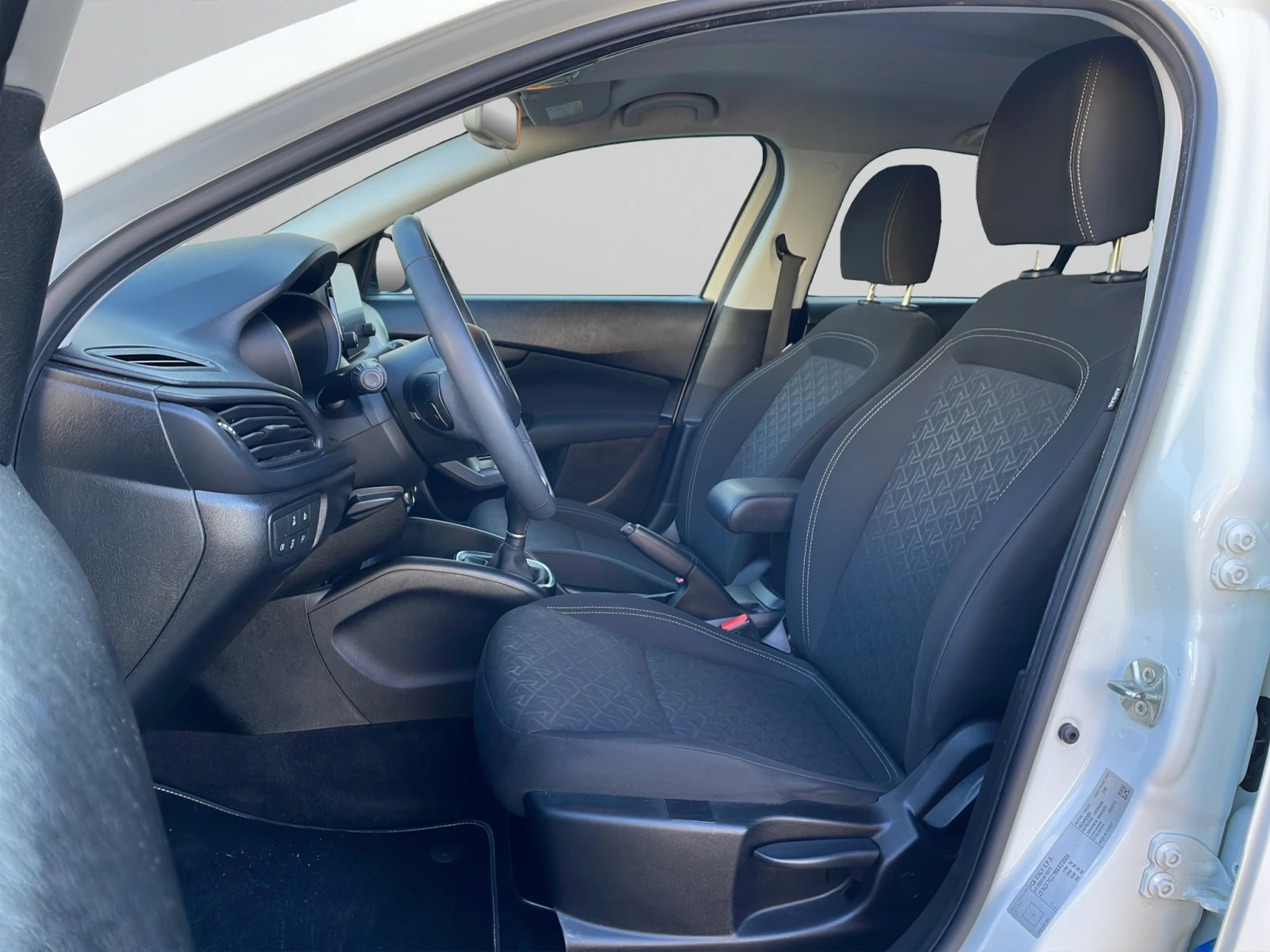 Fiat Tipo Cross - изображение 9