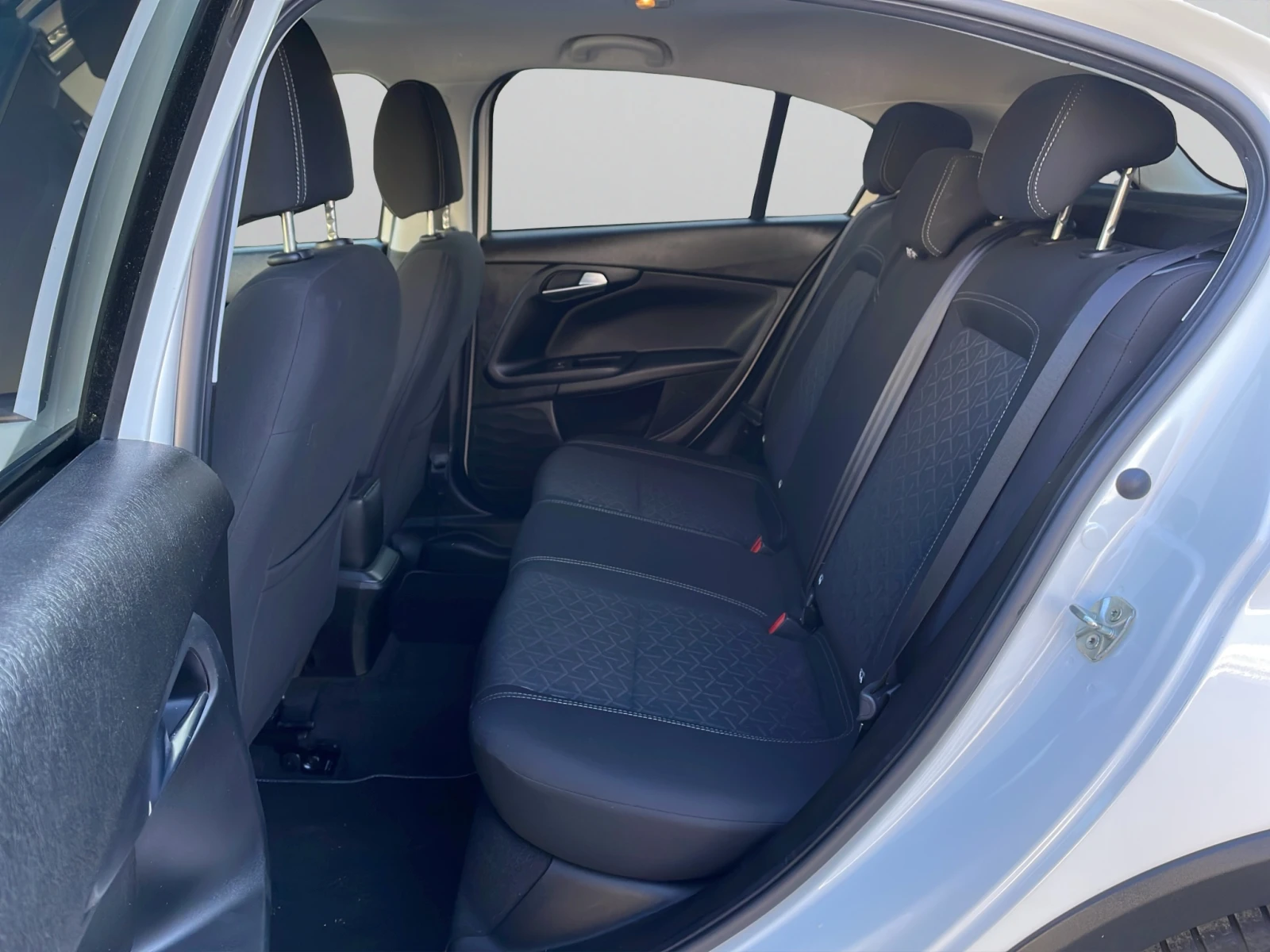 Fiat Tipo Cross | Mobile.bg   11