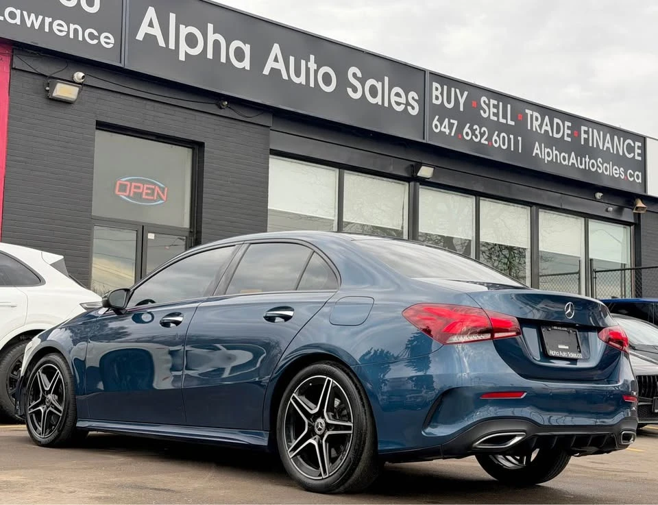 Mercedes-Benz A 220 * * 4MATIC* * Sedan* * AMG Night Package* *  - изображение 3