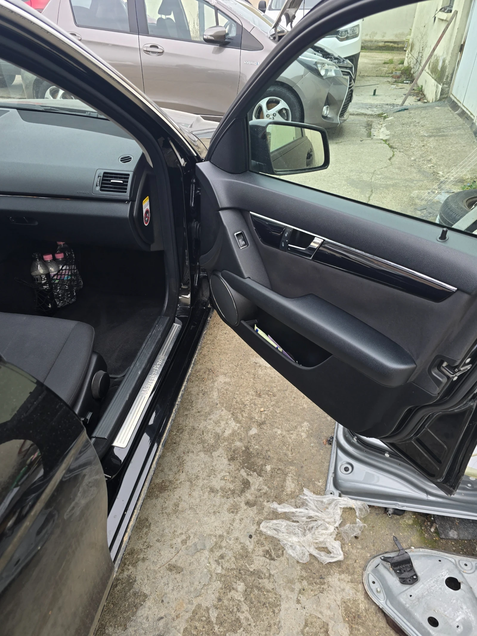 Mercedes-Benz C 220  - изображение 8