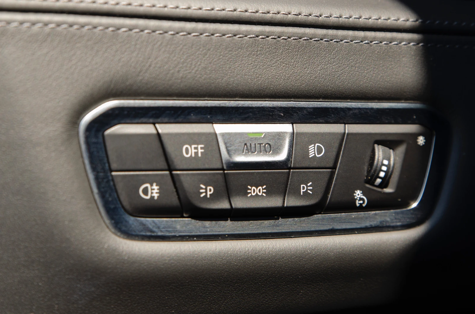 BMW X5M Competition, снимка 11 - Автомобили и джипове - 53769219