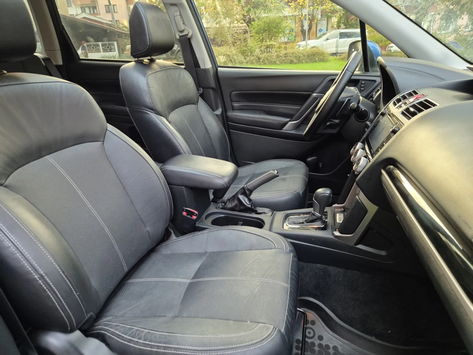 Subaru Forester ХТ TOURING, снимка 14 - Автомобили и джипове - 54189950