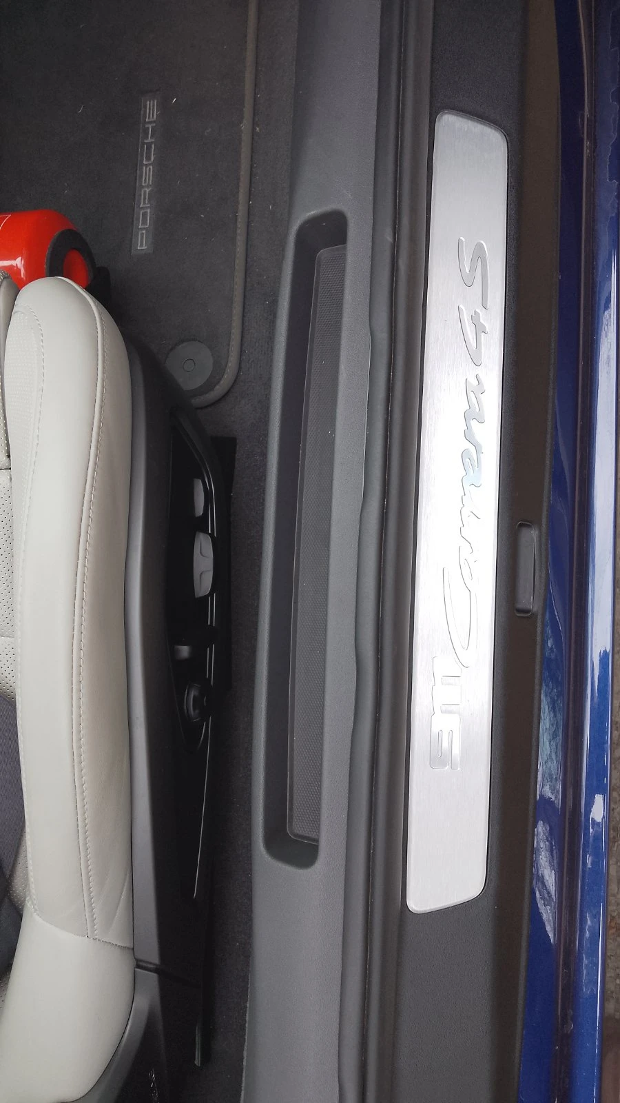 Porsche 911 Carrera S Coupe, снимка 11 - Автомобили и джипове - 54280705