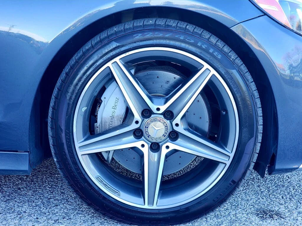 Mercedes-Benz C 400 AMG Line * HeadUp *  AвтоКредит * ЦЕНА ДО БГ, снимка 9 - Автомобили и джипове - 54480157