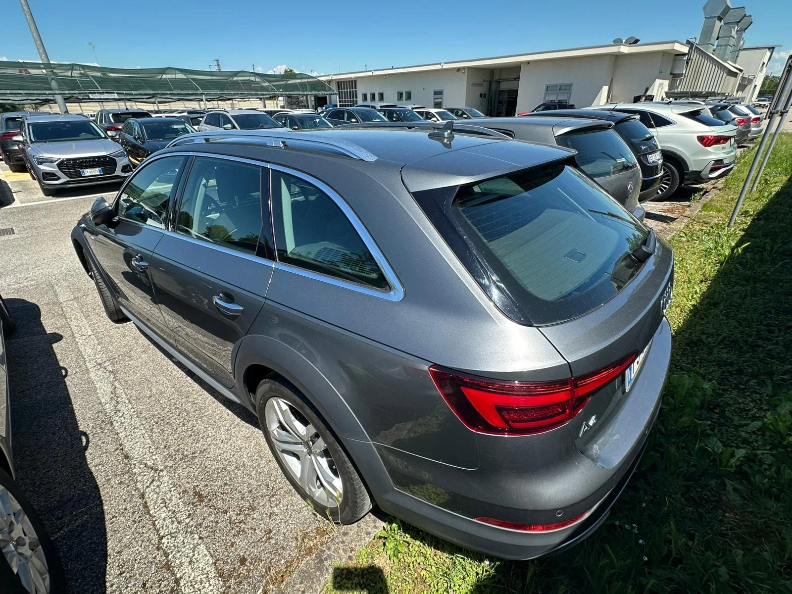 Audi A4 Allroad 2.0 TDI S tronic Business, снимка 3 - Автомобили и джипове - 54650258