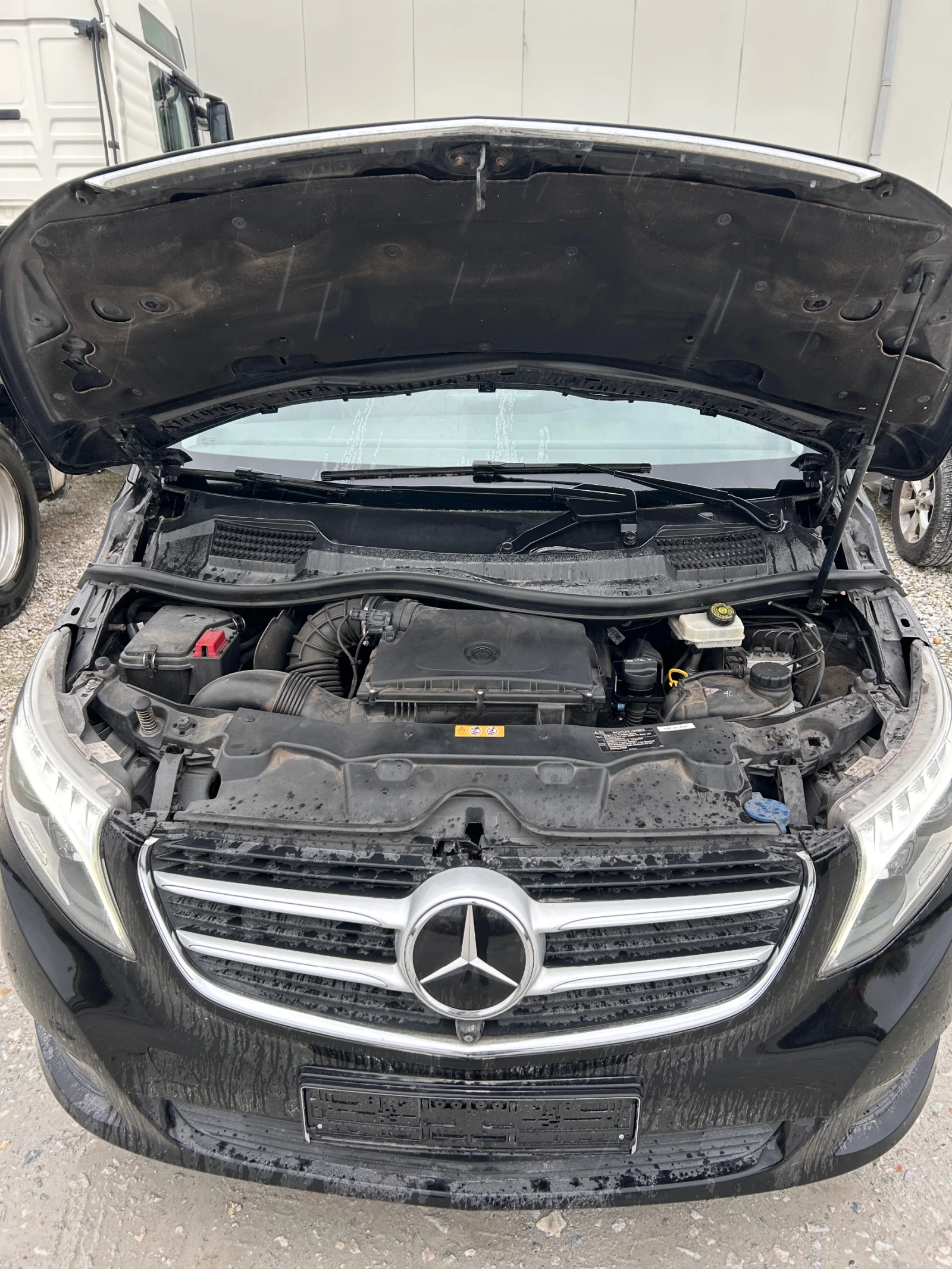 Mercedes-Benz Viano 2.2 НОВ ВНОС от Германия, снимка 15 - Автомобили и джипове - 54720167