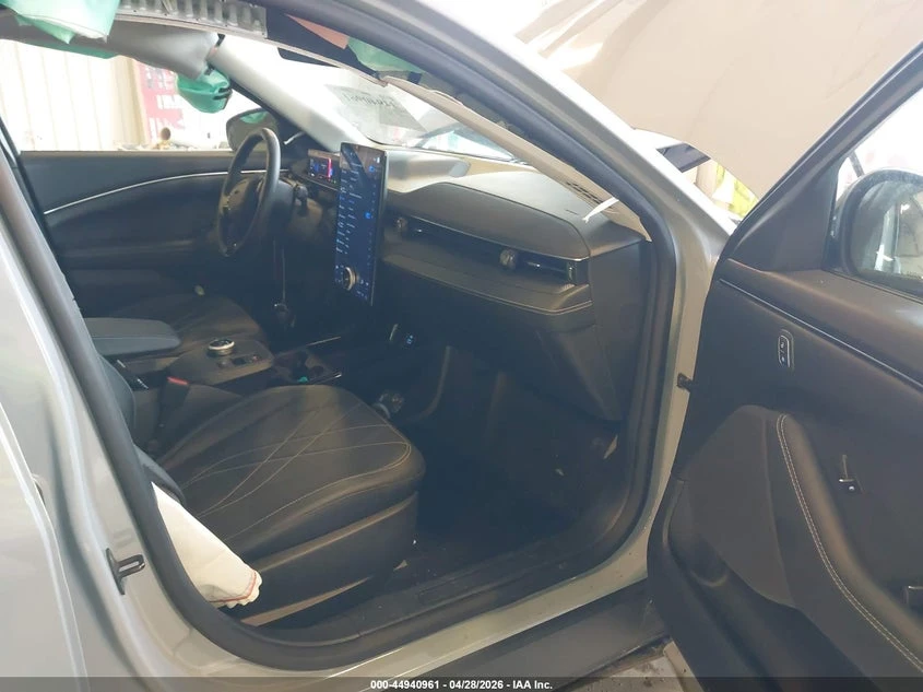 Ford Mustang Mach-E Select, снимка 5 - Автомобили и джипове - 54891801