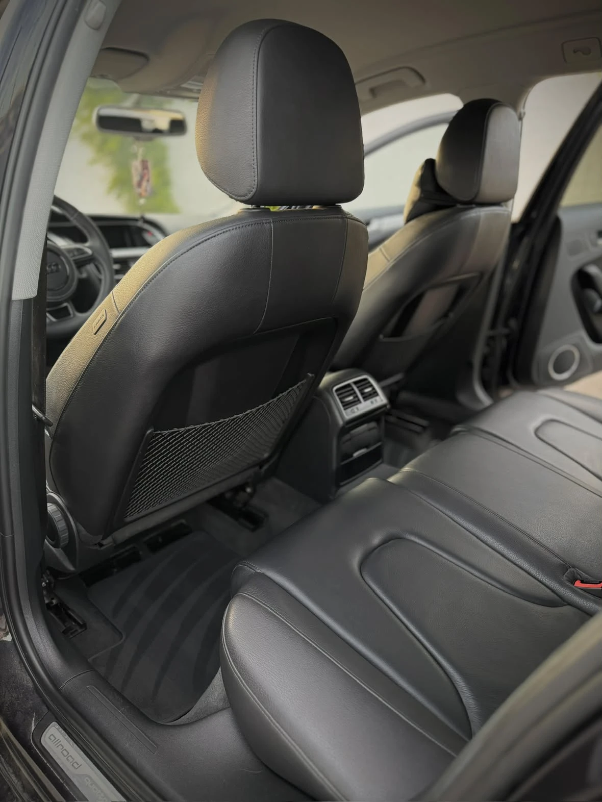 Audi A4 Allroad Audi A4 2.0 TDI 190 к.с. Quattro | S-Tronic | B&O , снимка 9 - Автомобили и джипове - 55606464
