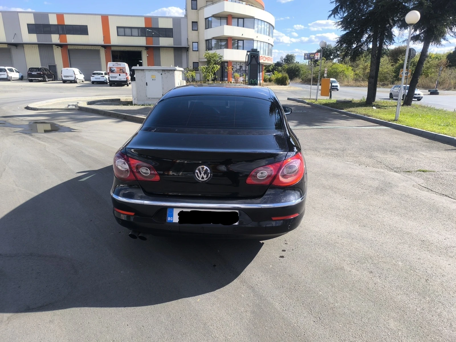 VW Passat CC 2.0 TDI, снимка 2 - Автомобили и джипове - 56215844