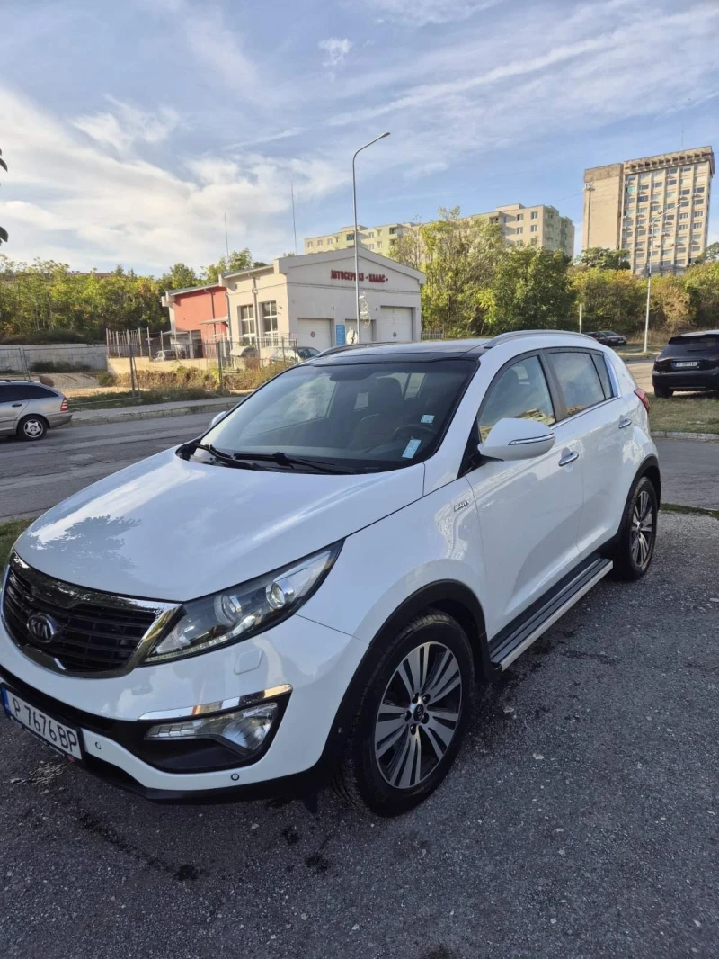 Kia Sportage SUV, снимка 2 - Автомобили и джипове - 47460344