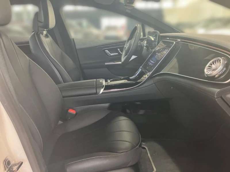 Mercedes-Benz EQE 350* MEMORY* CAM* CARPLAY* LED* , снимка 11 - Автомобили и джипове - 51998686