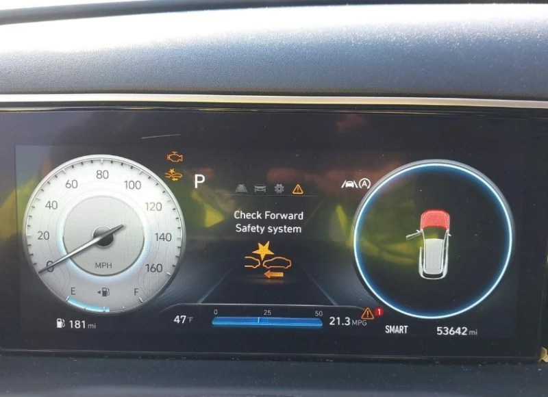 Hyundai Tucson, снимка 7 - Автомобили и джипове - 52800308