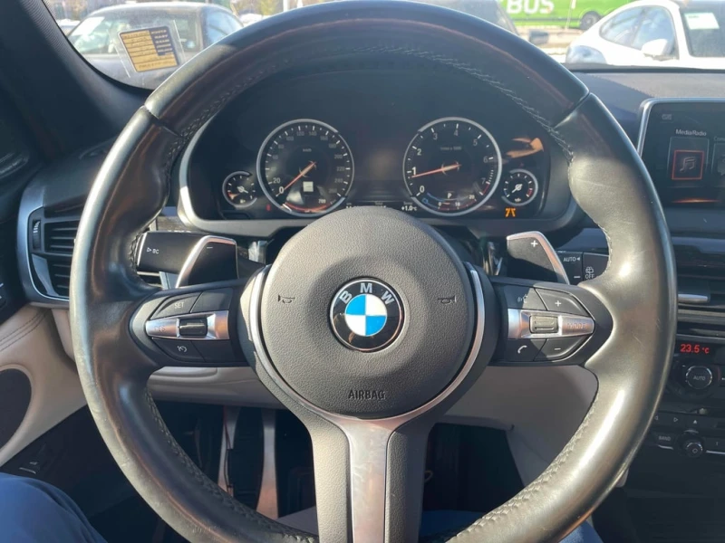 BMW X5 * xDrive35i * CARFAX * БЕЗ ПЪРВОНАЧАЛНА ВНОСКА, снимка 11 - Автомобили и джипове - 52897352