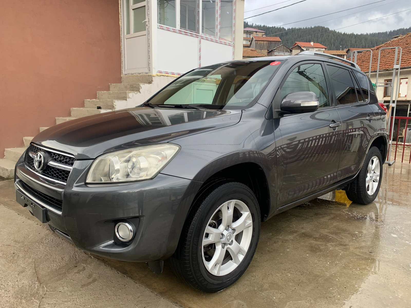 Toyota Rav4 D-4D Facelift  - изображение 2