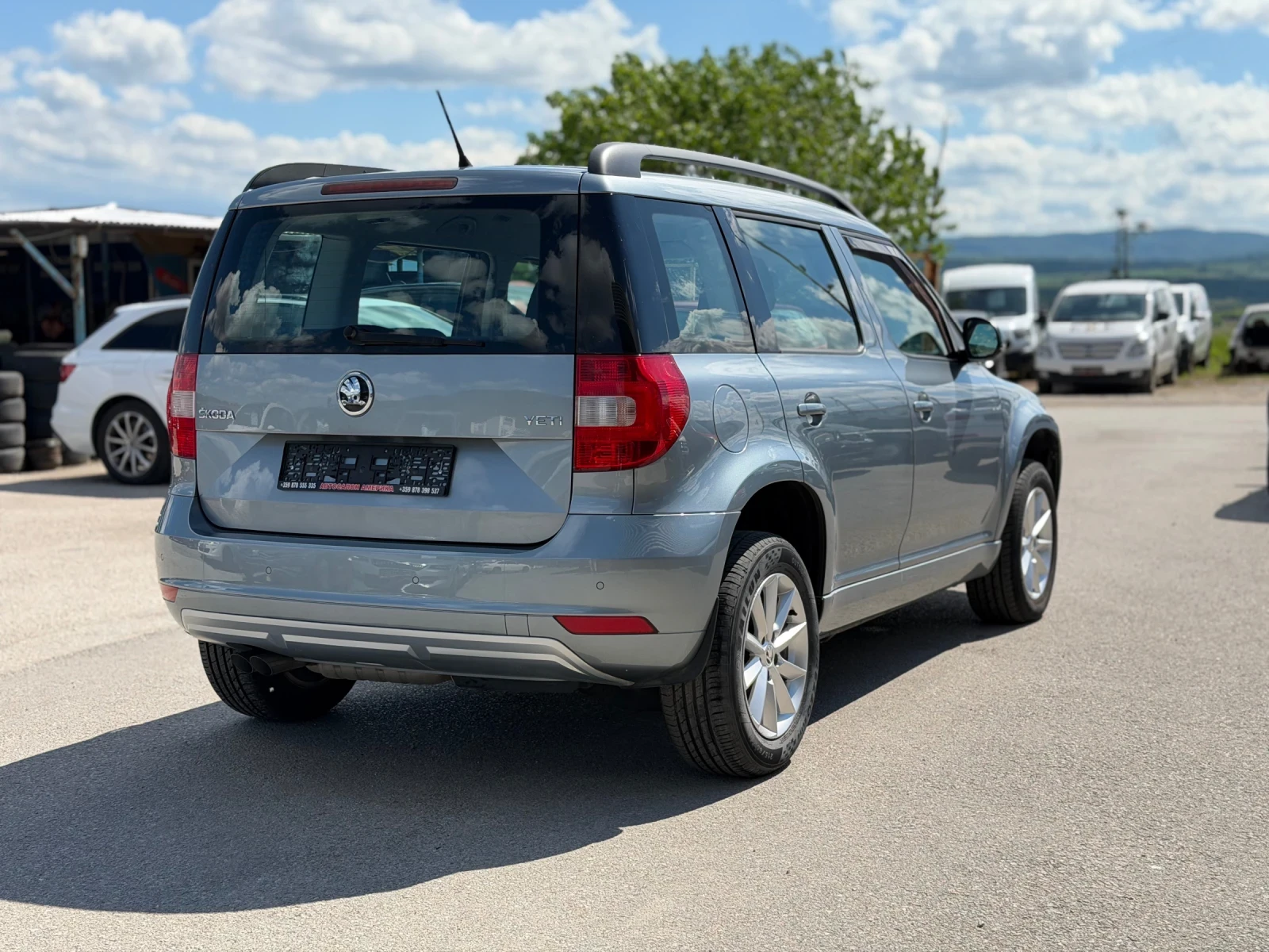 Skoda Yeti 2.0TDI, снимка 6 - Автомобили и джипове - 51826551
