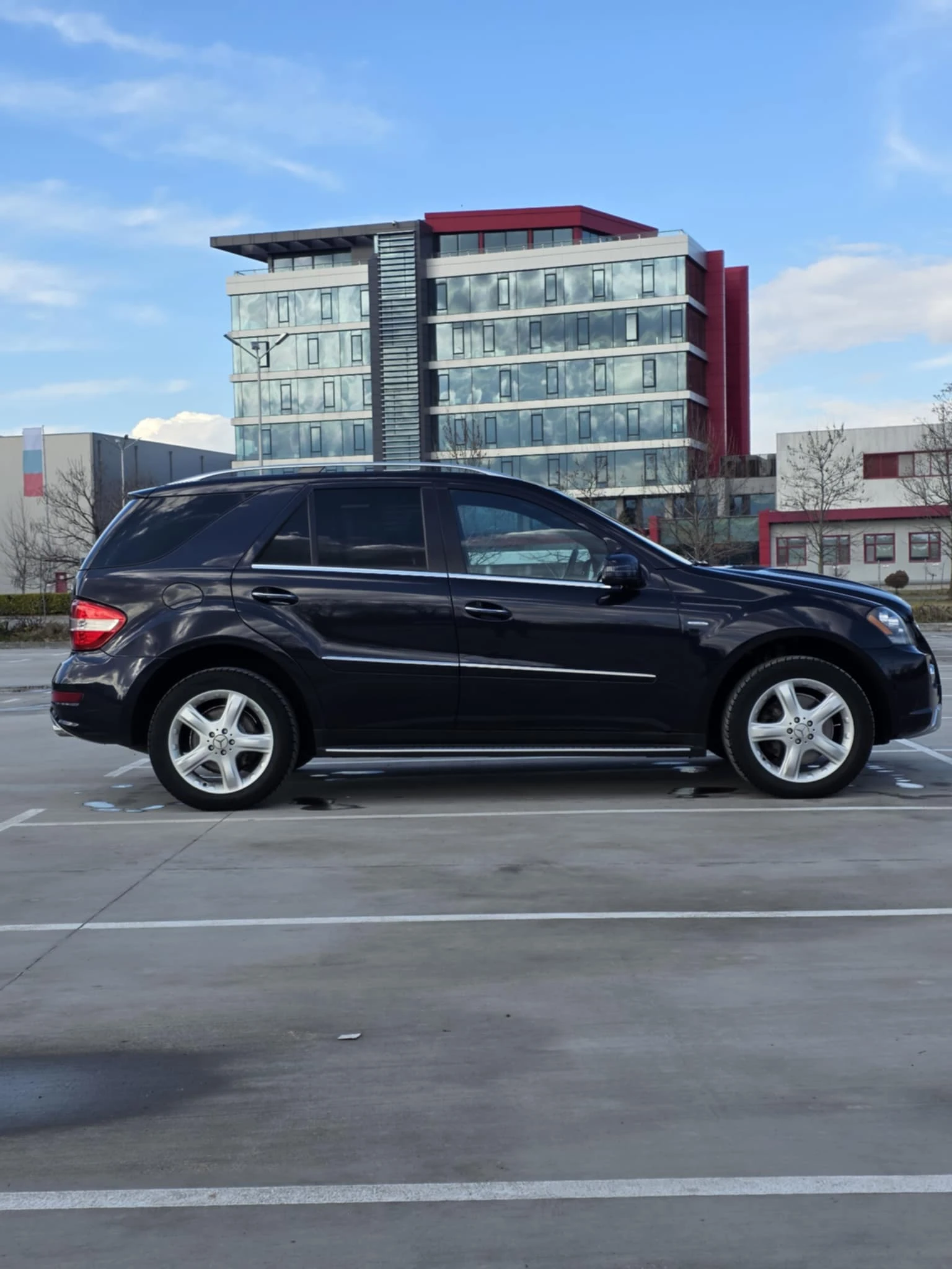 Mercedes-Benz ML 500 Grand Edition - изображение 7