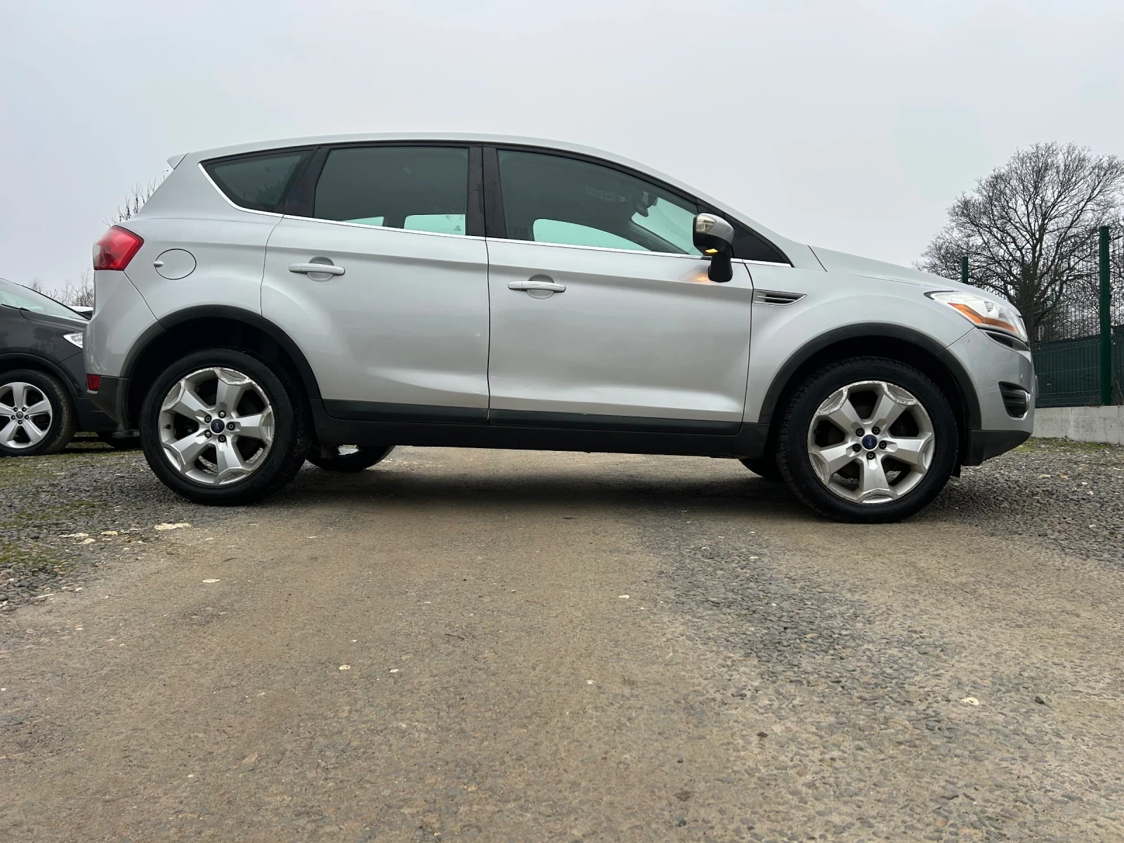 Ford Kuga 2.0HDi/4x4/136K.C./KLiMA - изображение 6