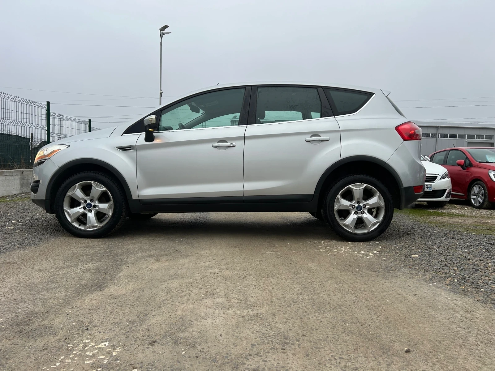Ford Kuga 2.0HDi/4x4/136K.C./KLiMA - изображение 5