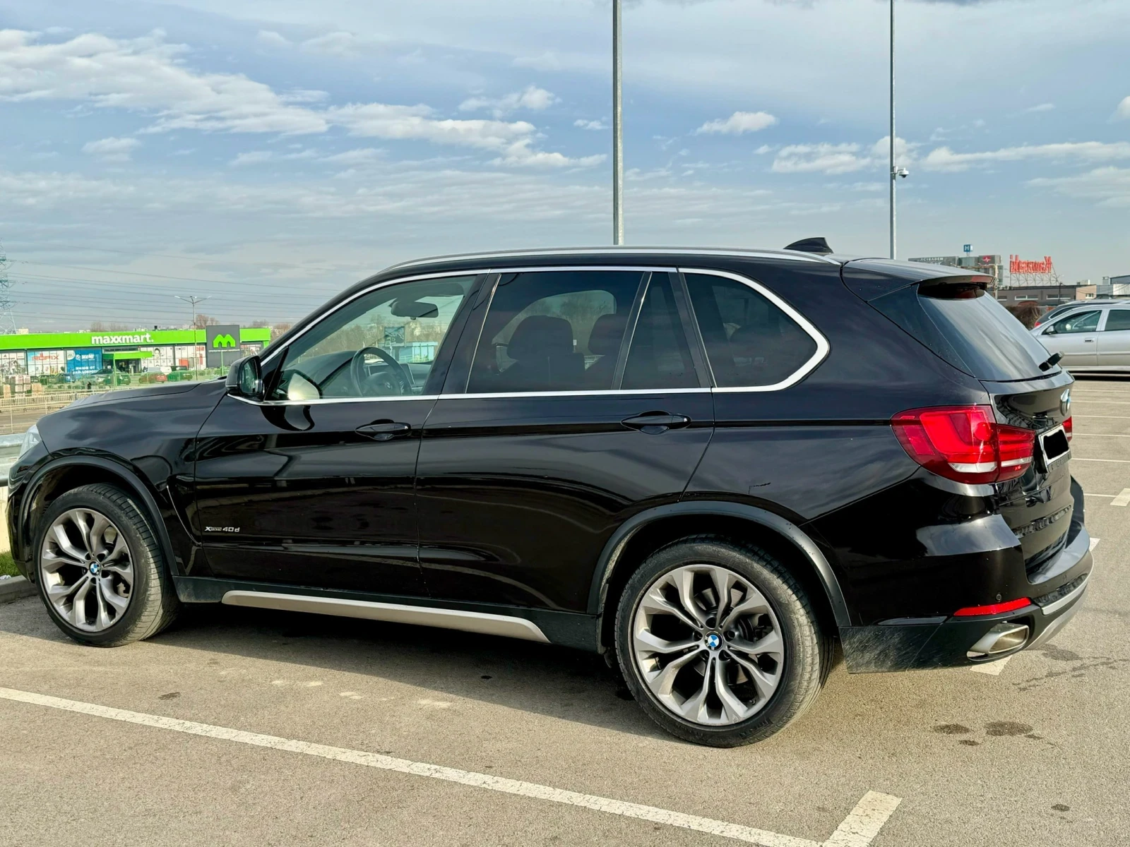 BMW X5 BMW X5 M40d* FULL* 360* B&O* Pano* 3xTV* DISTR* , снимка 8 - Автомобили и джипове - 53902759