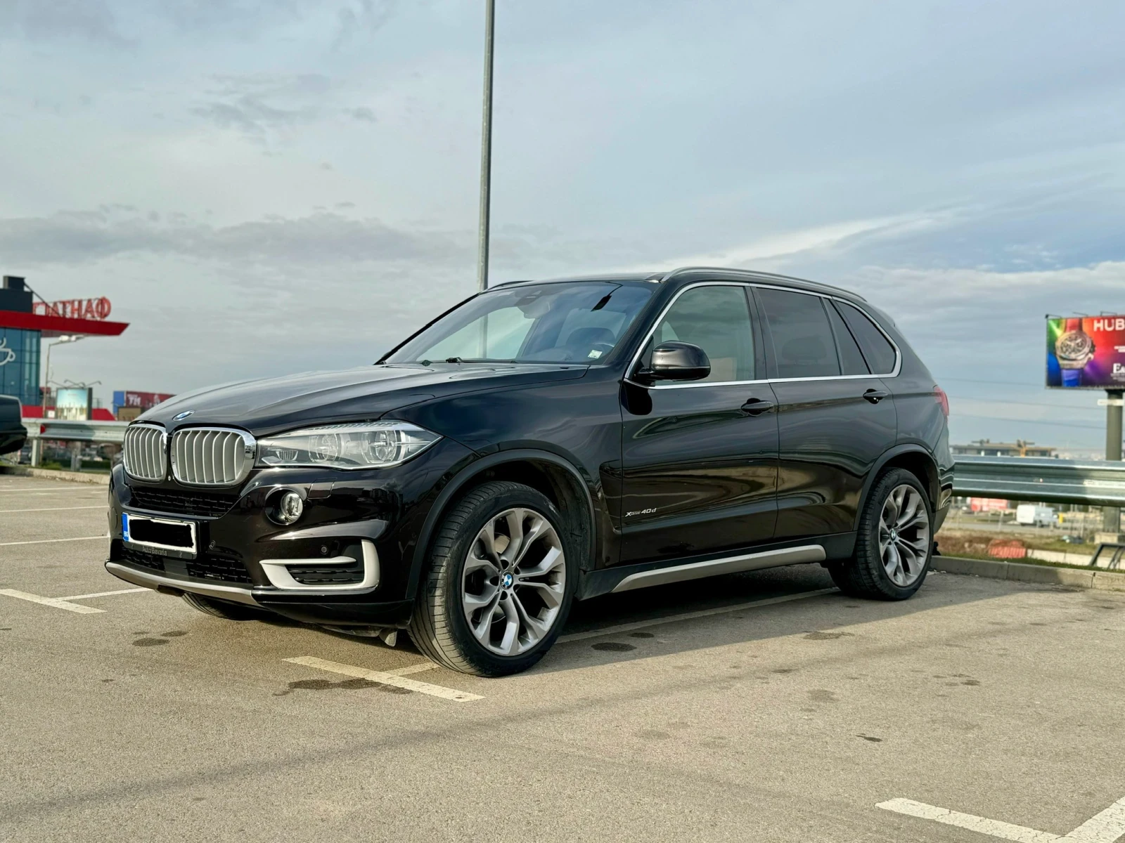 BMW X5 BMW X5 M40d* FULL* 360* B&O* Pano* 3xTV* DISTR* , снимка 4 - Автомобили и джипове - 53902759