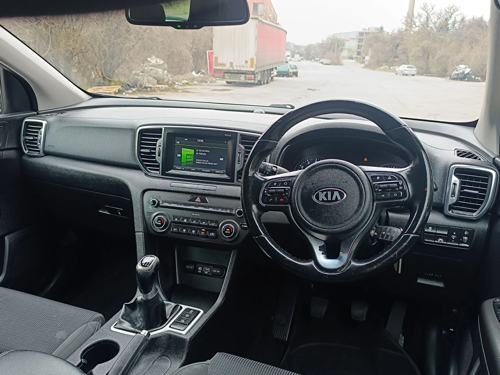 Kia Sportage 1.6 Gdi Euro 6, снимка 11 - Автомобили и джипове - 54267432