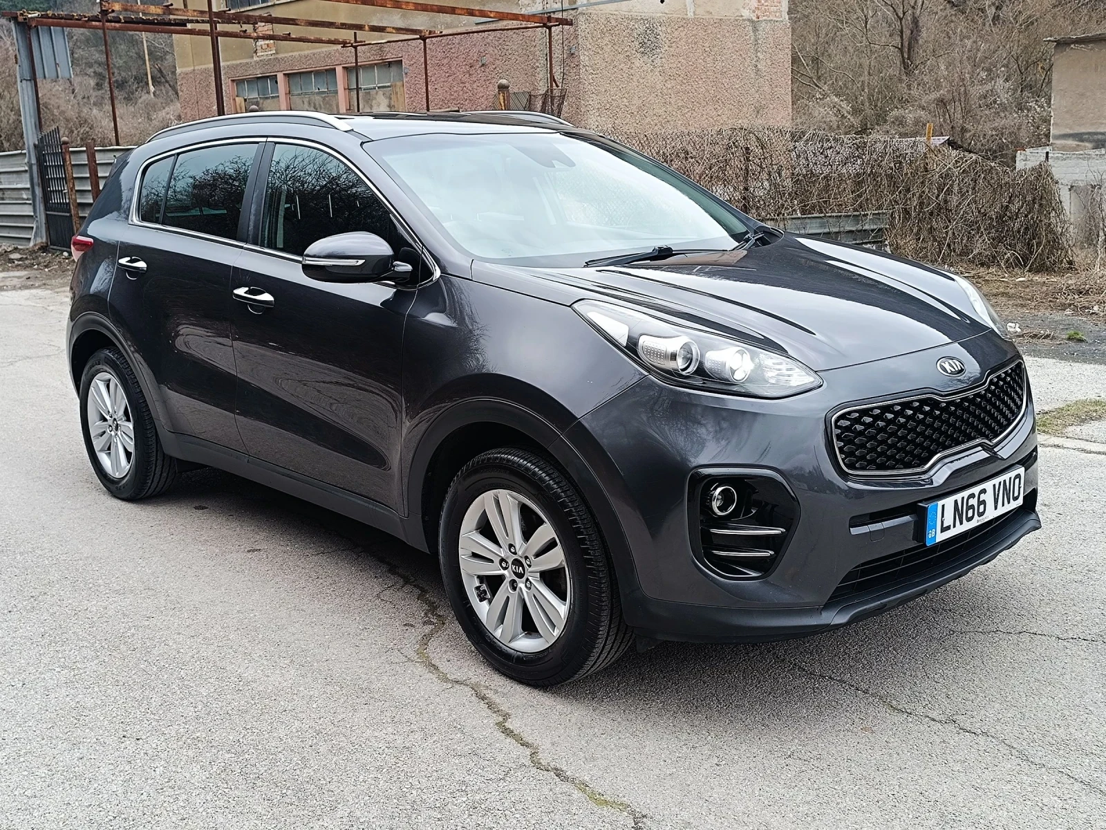 Kia Sportage 1.6 Gdi Euro 6, снимка 2 - Автомобили и джипове - 54267432
