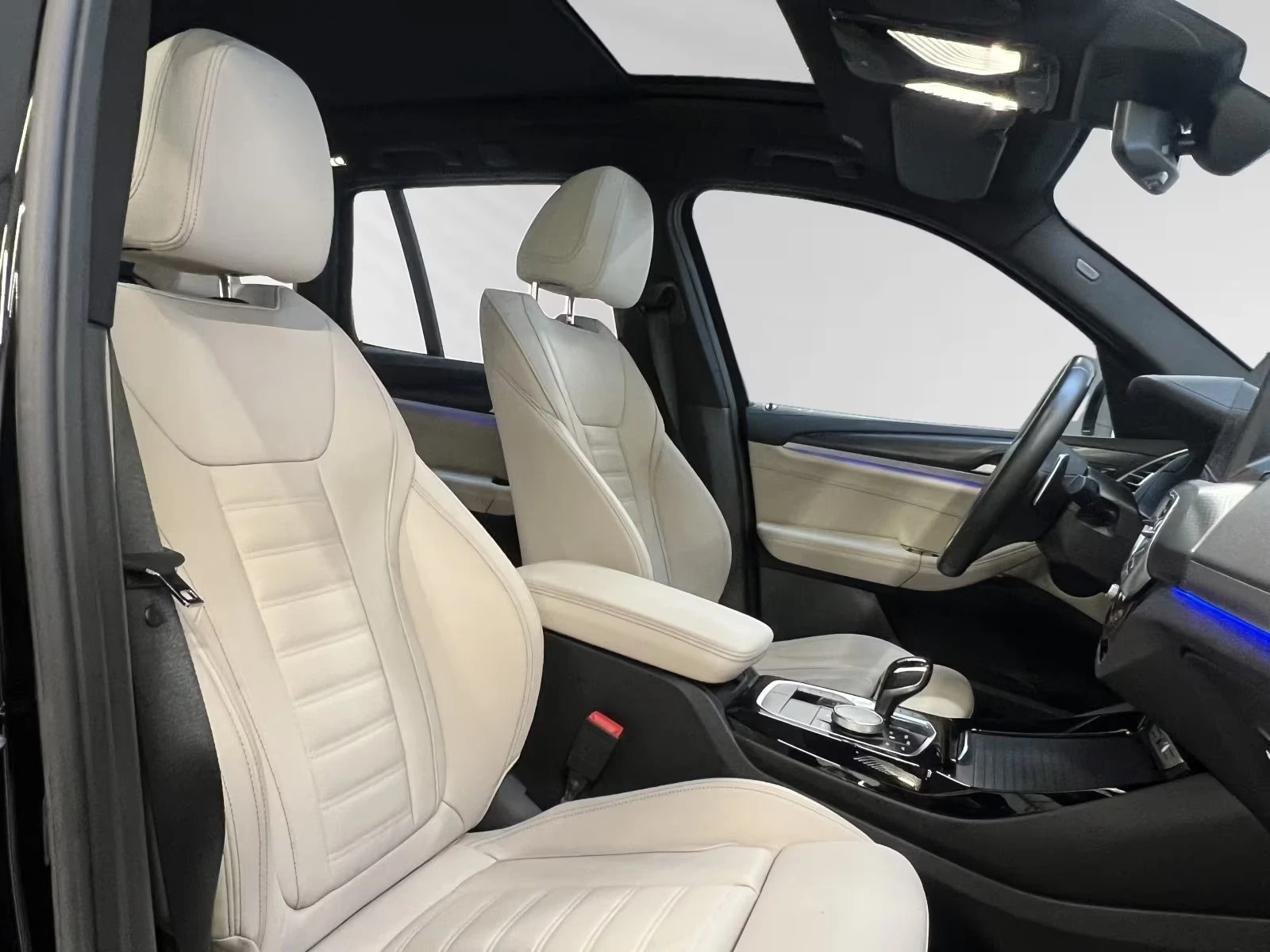 BMW X3 M4Oi/360HP/PANO/HUD/360/KLESS/360z, снимка 10 - Автомобили и джипове - 54357626