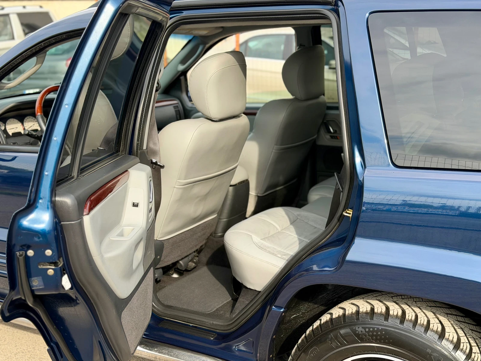Jeep Grand cherokee 4.7i HO Overland 258�.� 199��� �� ����� ������� | Mobile.bg � ����������� 10
