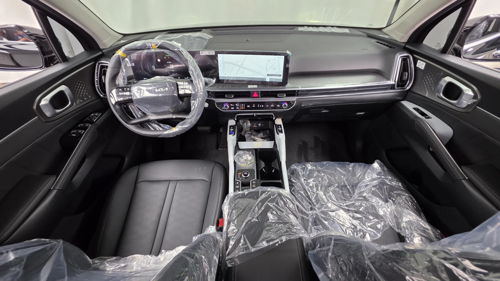 Kia Sorento 2026* NOBLESSE* HEAD-UP* 360* ОБДУХ* 4X4* КРАЙНА Ц, снимка 7 - Автомобили и джипове - 54648995