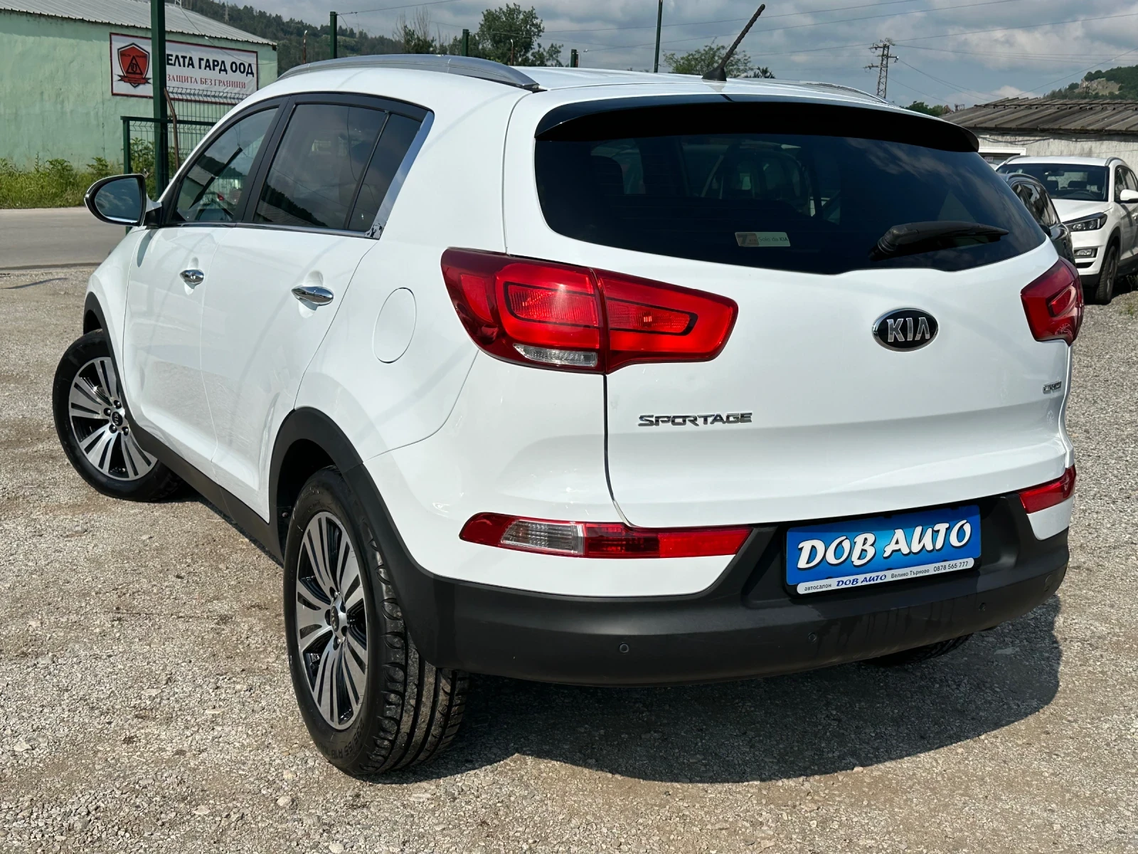 Kia Sportage 1.7CRDI-116к.с-FACELIFT-CARPLAY-NAVI-PARKTRONIC, снимка 4 - Автомобили и джипове - 54791214