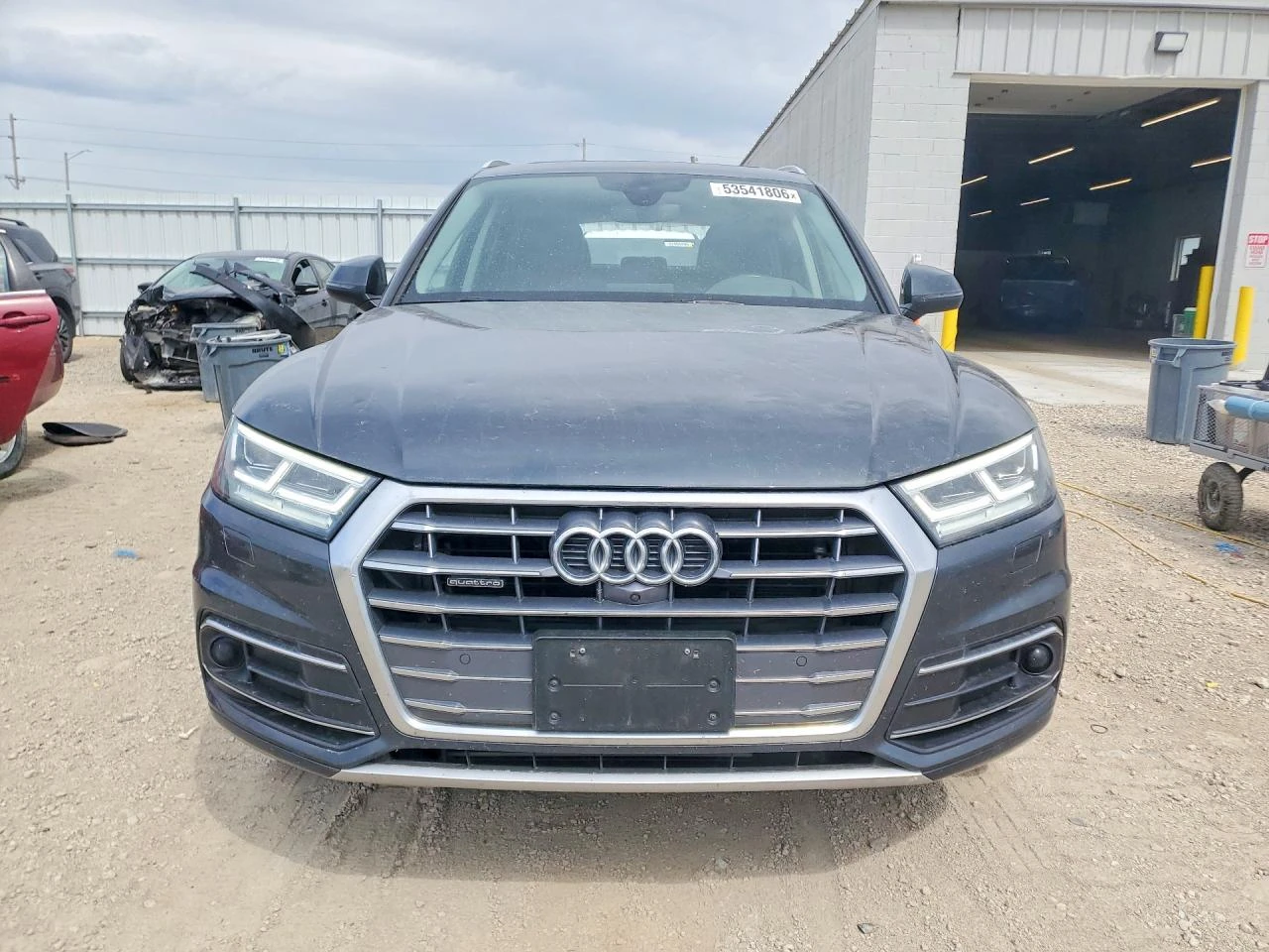 Audi Q5 2.0T Quattro* BANG & OLUFSEN* HEAD-UP* DISTRONIC* , снимка 5 - Автомобили и джипове - 54855463