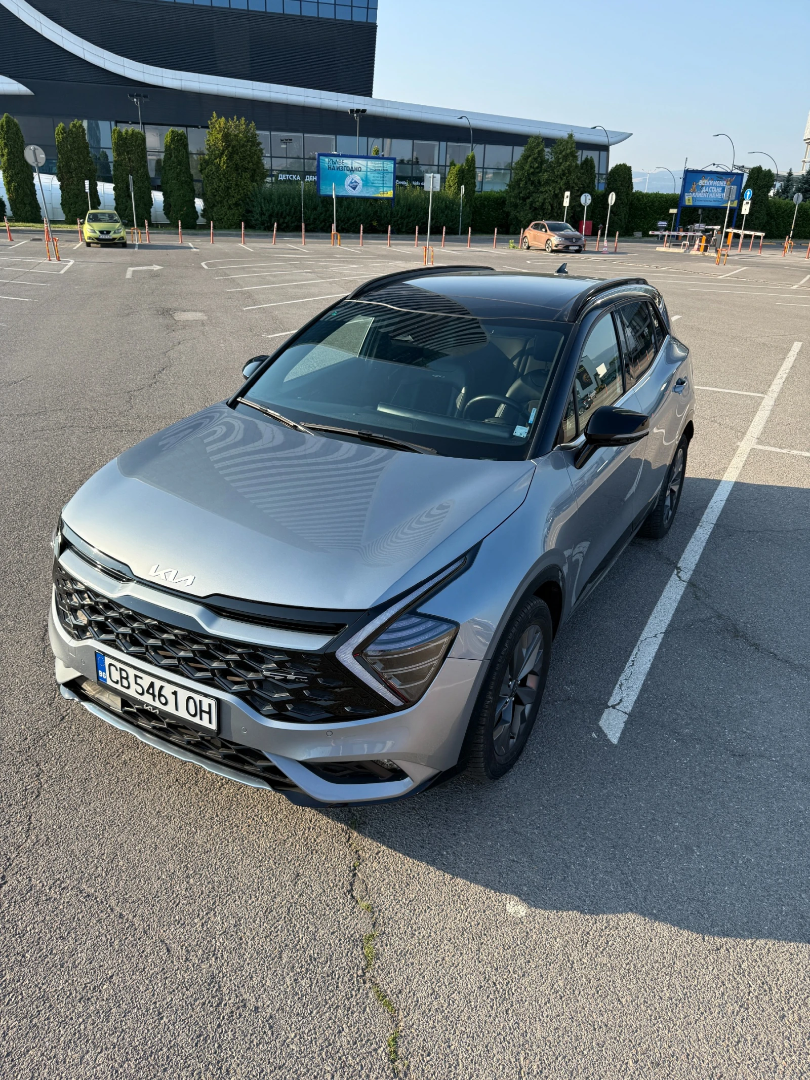 Kia Sportage GT line, Hybrid - 230 к.с., Панорама, Distronic