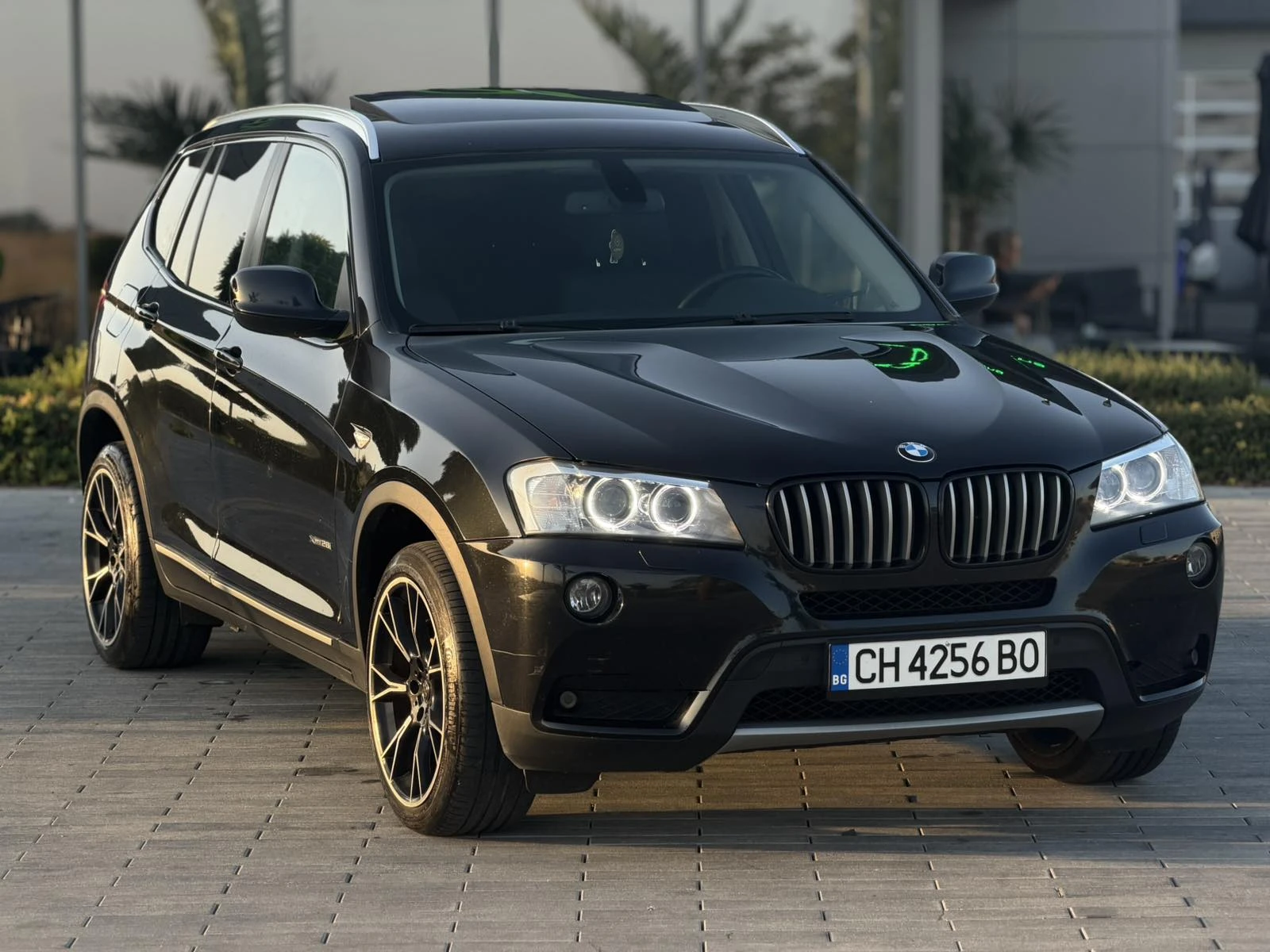 BMW X3 xDrive28i High Executive, снимка 2 - Автомобили и джипове - 55872434