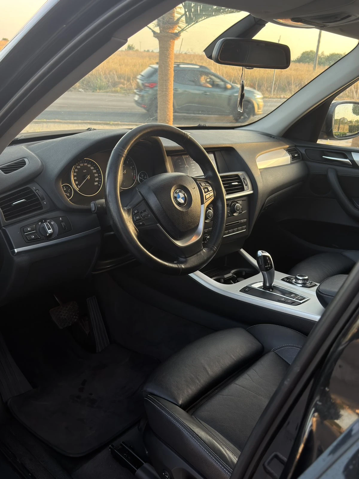 BMW X3 xDrive28i High Executive, снимка 5 - Автомобили и джипове - 55872434