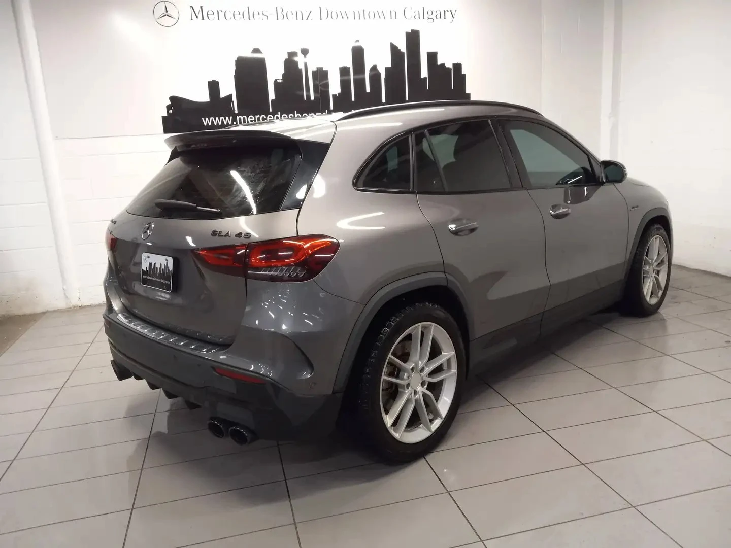 Mercedes-Benz GLA 45 AMG PREMIUM PKG ЦЕНА ДО БЪЛГАРИЯ АВТОКРЕДИТ, снимка 5 - Автомобили и джипове - 55962168