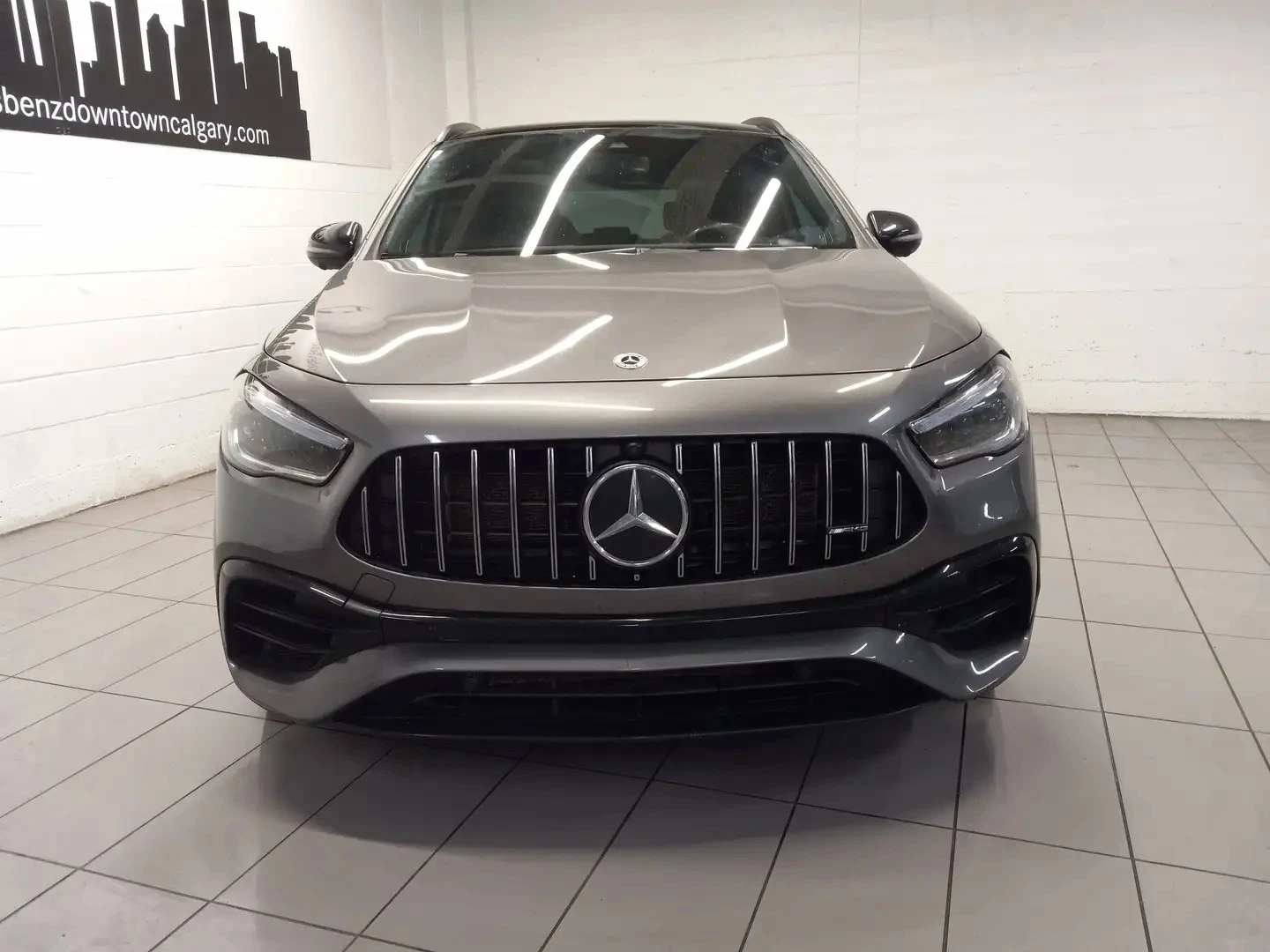 Mercedes-Benz GLA 45 AMG PREMIUM PKG ЦЕНА ДО БЪЛГАРИЯ АВТОКРЕДИТ, снимка 2 - Автомобили и джипове - 55962168