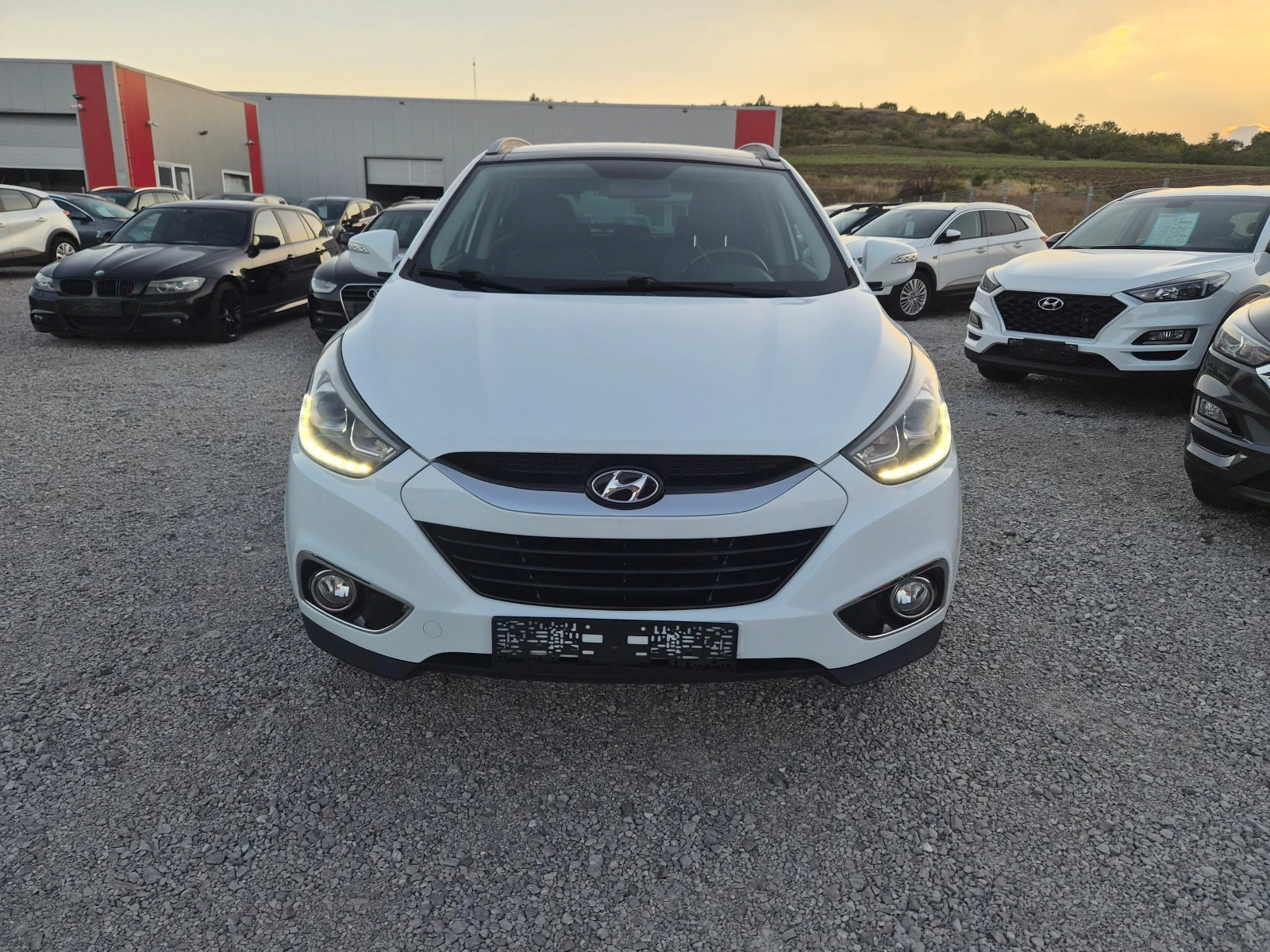 Hyundai IX35  2.0 CRDI-184kc 4х4 / автоматик