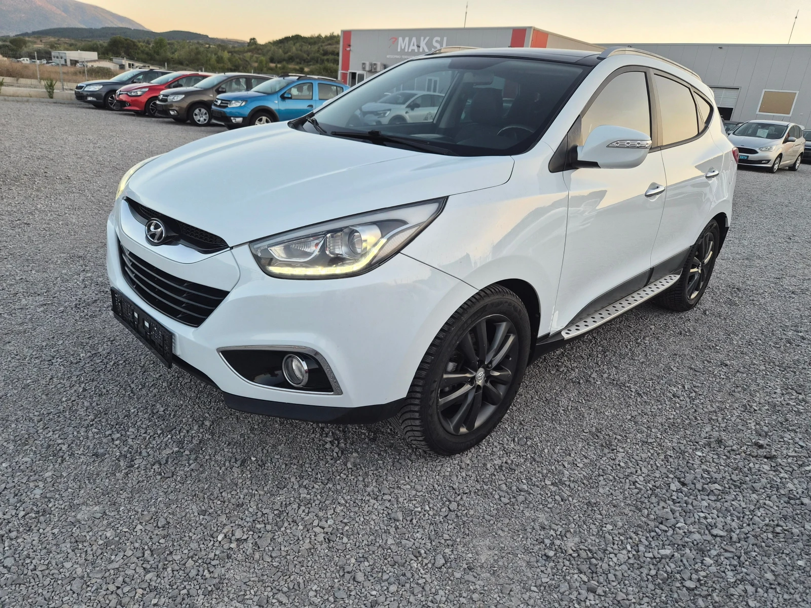 Hyundai IX35  2.0 CRDI-184kc 4х4 / автоматик, снимка 6 - Автомобили и джипове - 56087045